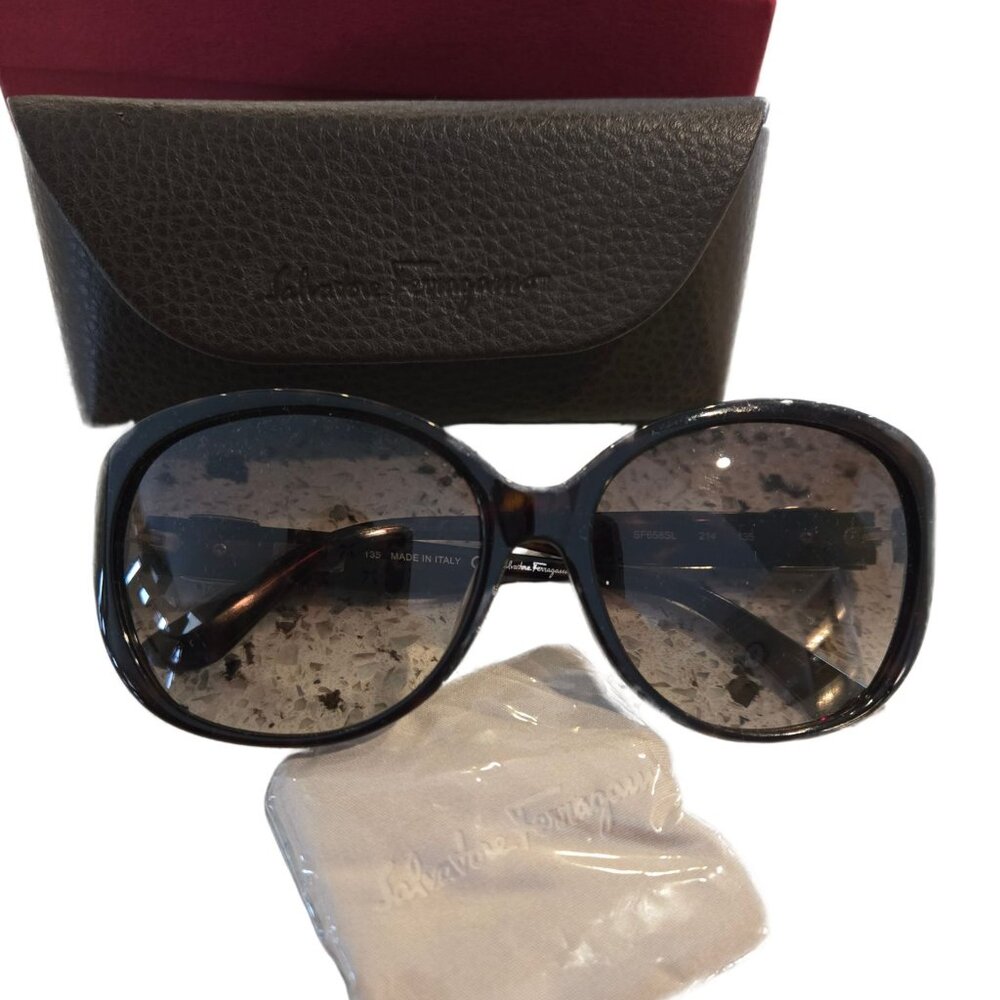 Salvatore Ferragamo Women’s Sunglasses – SF658SL 214 135 – New